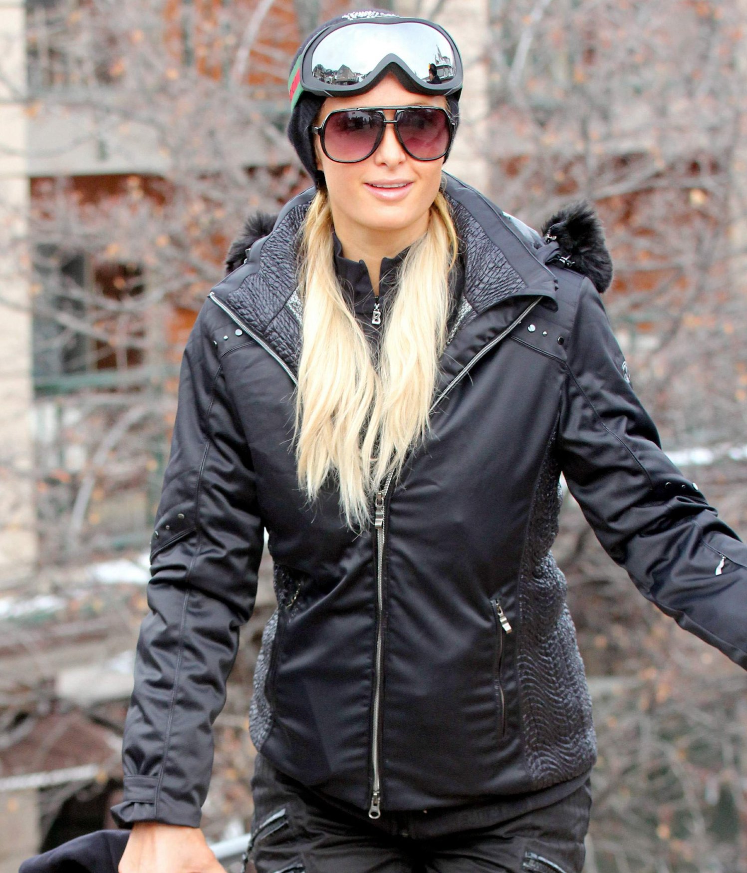 Paris Hilton enjoying a day in the mountains of Aspen December 18, 2012 
