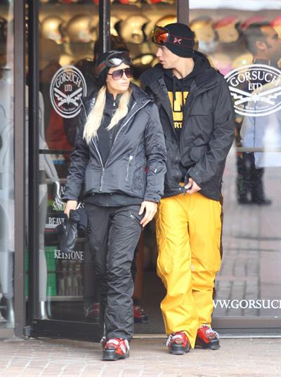 Paris Hilton enjoying a day in the mountains of Aspen December 18, 2012 