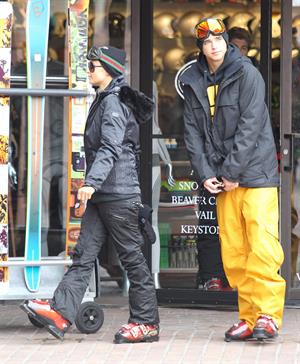 Paris Hilton enjoying a day in the mountains of Aspen December 18, 2012 