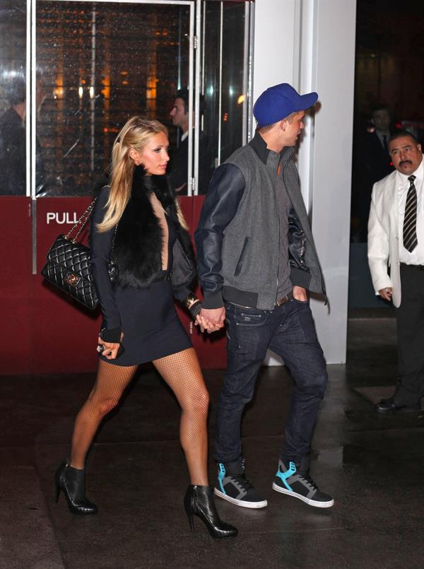 Paris Hilton Arrives with boyfriend River Viiperi to BOA Steakhouse Restaurant in West Hollywood (November 17, 2011) 