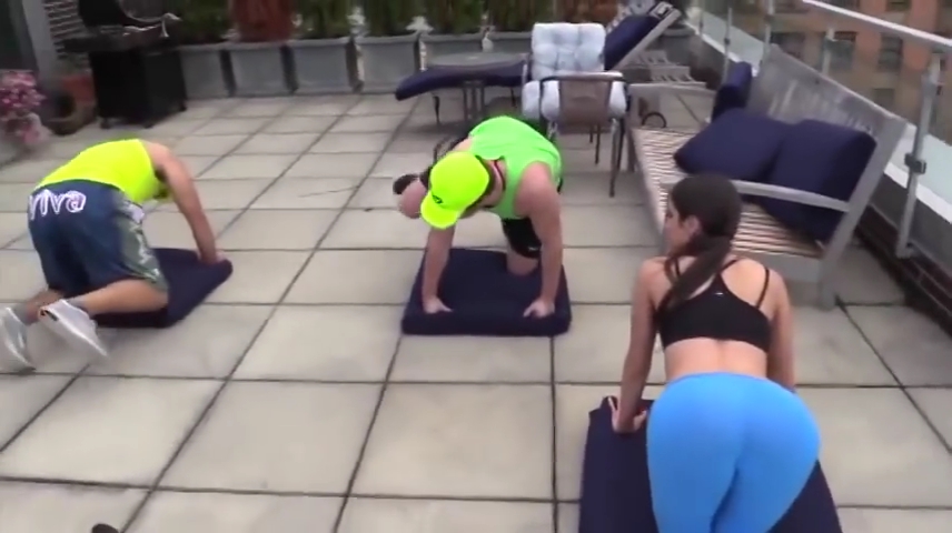 Jen Selter leads a workout