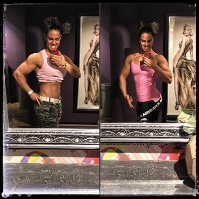 Marie Bouchalova taking a selfie