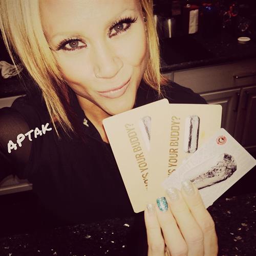 Amanda Michelle Folstad Ptak taking a selfie