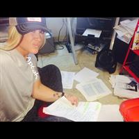 Amanda Michelle Folstad Ptak taking a selfie