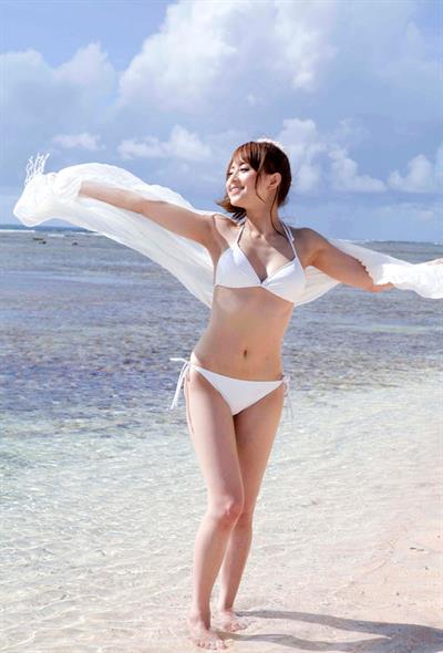 Akiho Yoshizawa in a bikini