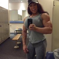 Isabelle Turell taking a selfie