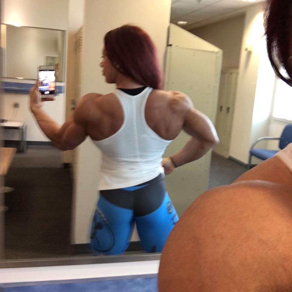 Isabelle Turell taking a selfie