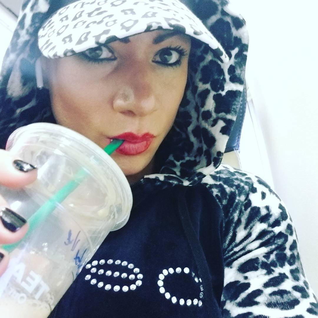 Isabelle Turell taking a selfie