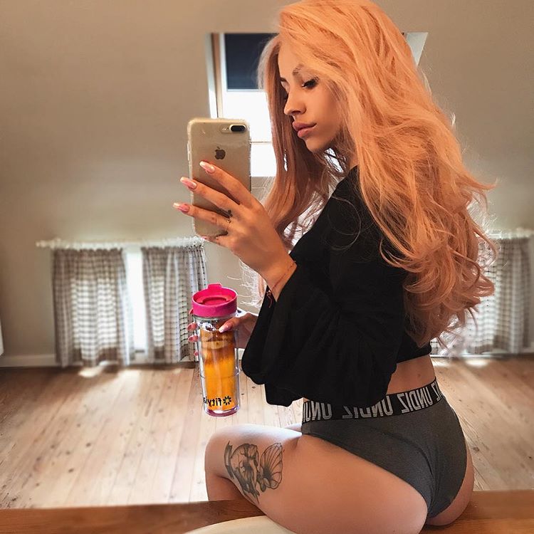 Gaelle Garcia in lingerie taking a selfie