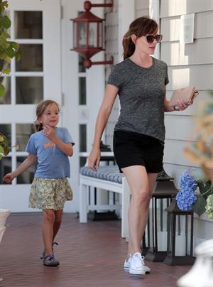 Jennifer Garner out in Santa Monica August 15, 2014