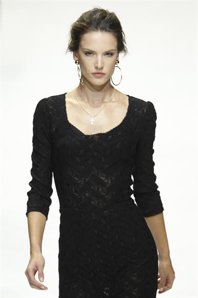 Alessandra Ambrosio Dolce Gabbana 