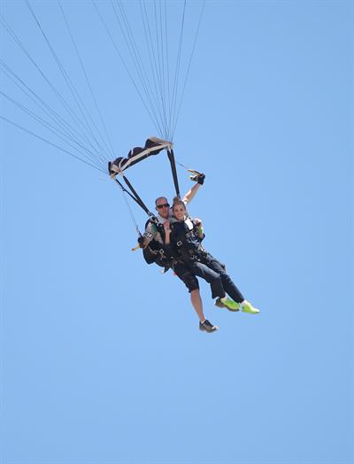 AnnaLynne McCord skydives from 18,000 feet at a charity event, Lompoc August 16, 2014