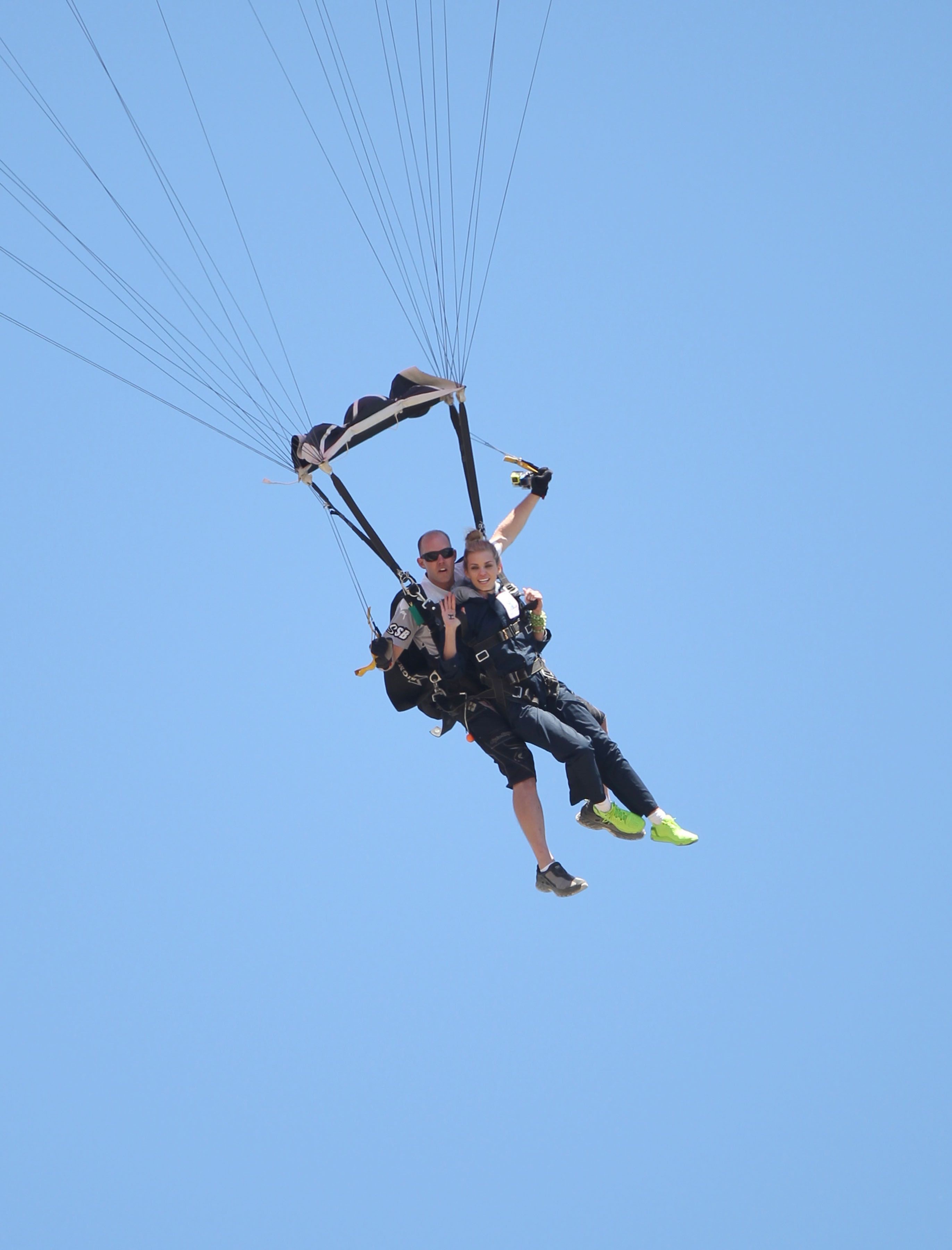 AnnaLynne McCord skydives from 18,000 feet at a charity event, Lompoc August 16, 2014