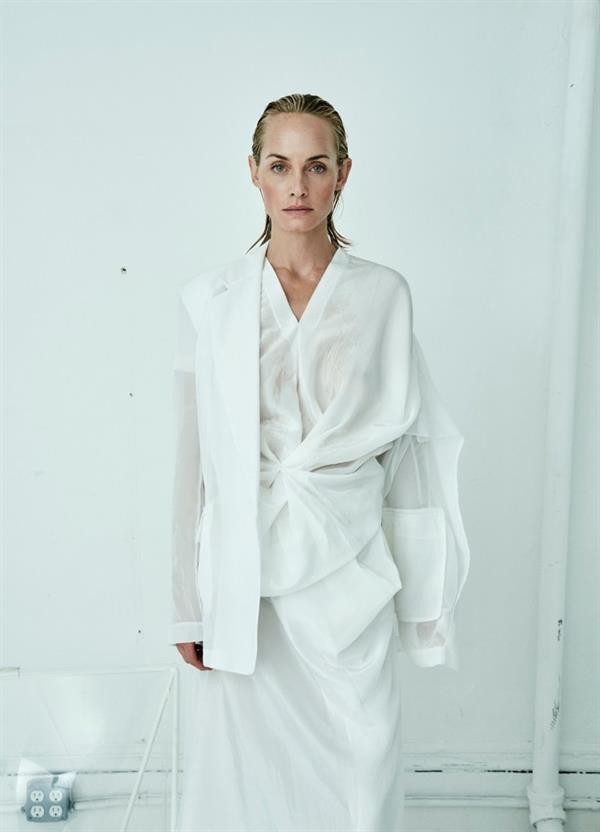 Amber Valletta