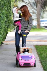 Alyson Hannigan Hangs out with her daughter in Los Angeles (November 22, 2013) 