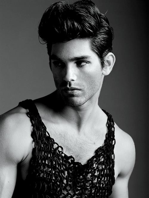 Justin Gaston