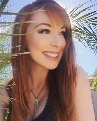 Lisa Foiles