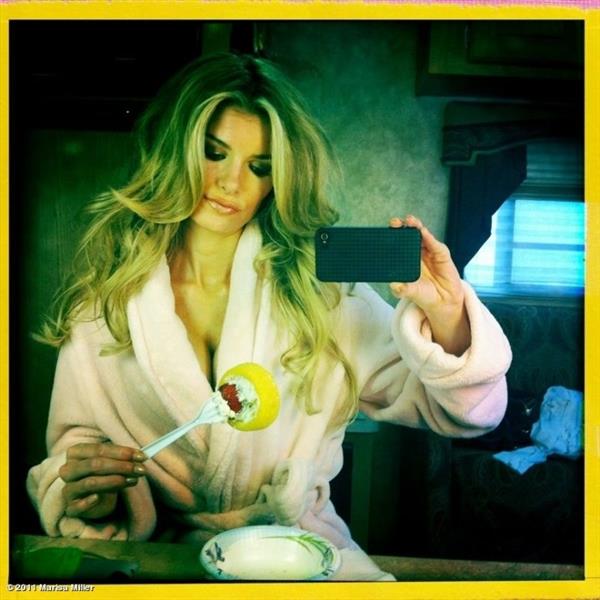 Marisa Miller taking a selfie