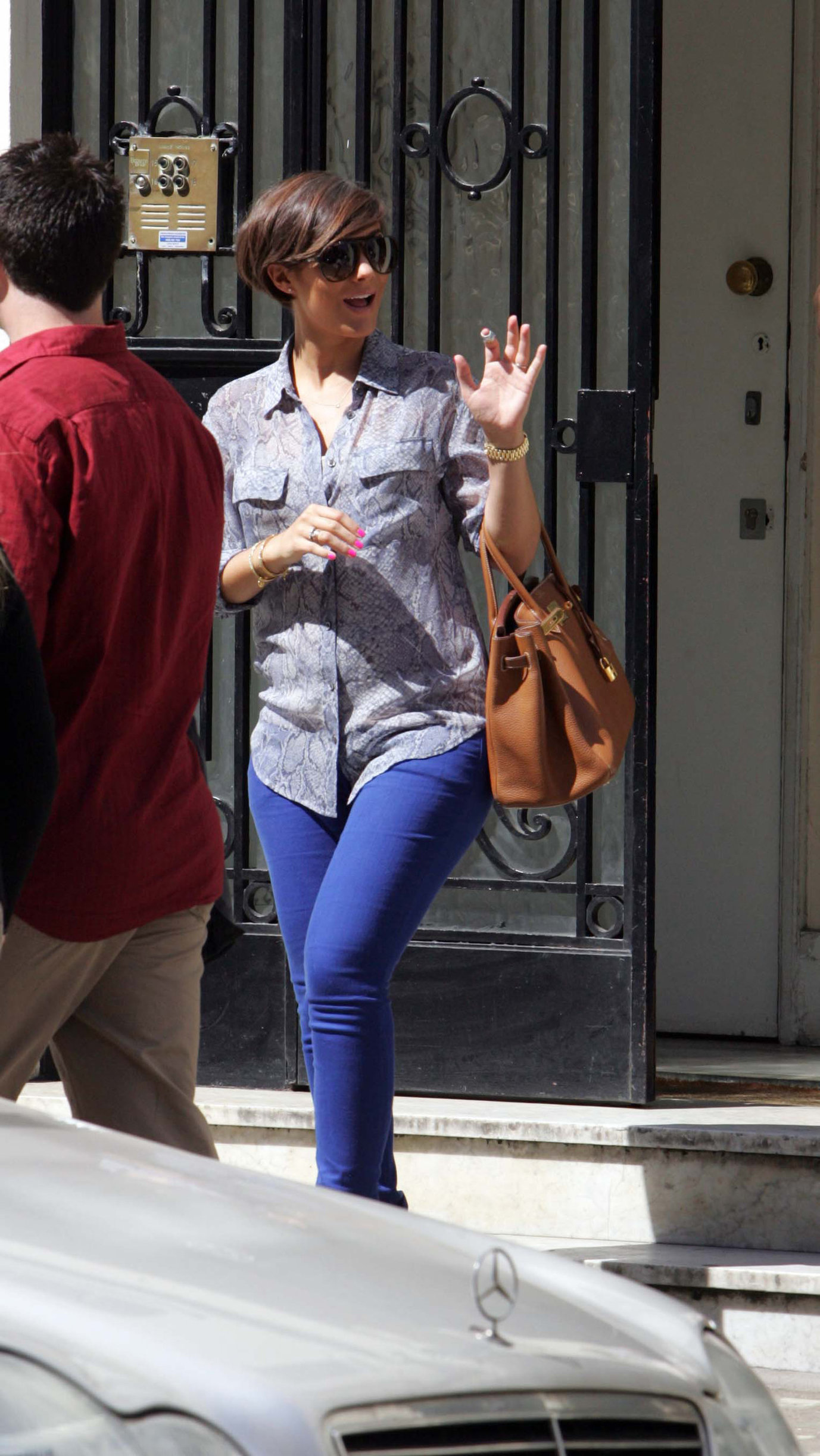 Frankie Sandford Pictures Frankie Sandford - Spotted in London Town (03.05.2013)