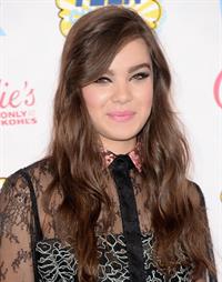 Hailee Steinfeld attending the 2014 Teen Choice Awards, Los Angeles, August 10, 2014