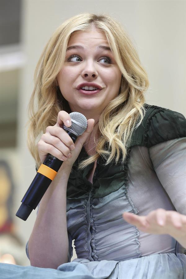 Chloe Grace Moretz attends a QA session Promoting  If I Stay in Seattle 
