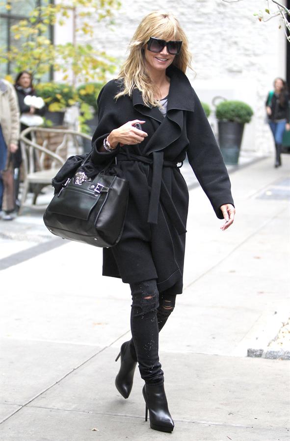 Heidi Klum leaves her hotel in New York City on November 1, 2013