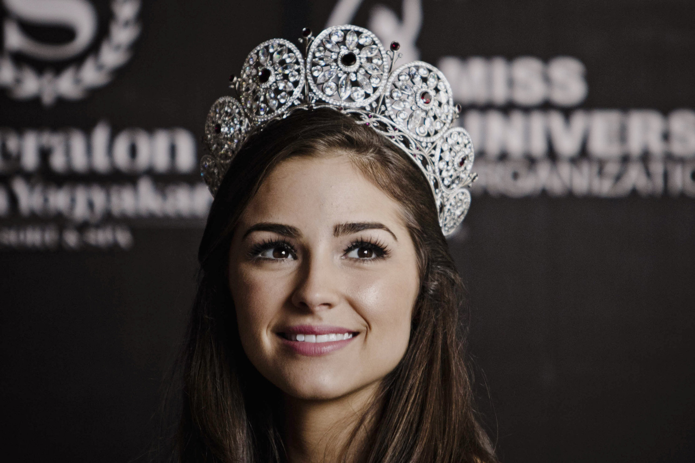 Olivia Culpo Visits Indonesia (Feb 7, 2013) 