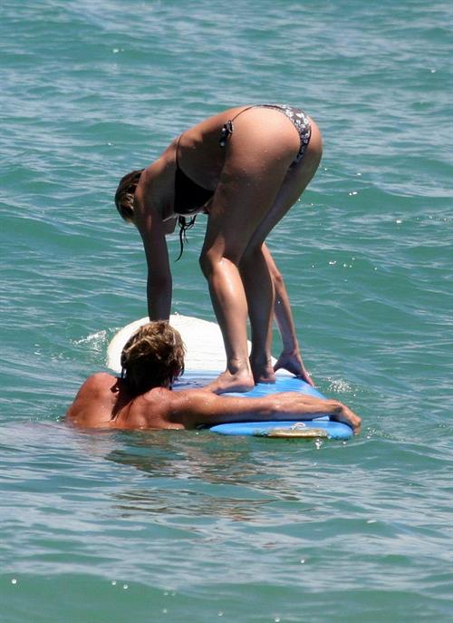 Jennifer Aniston in a bikini - ass
