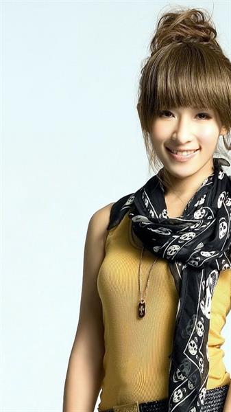 Elva Hsiao