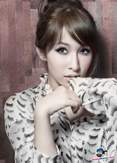 Elva Hsiao