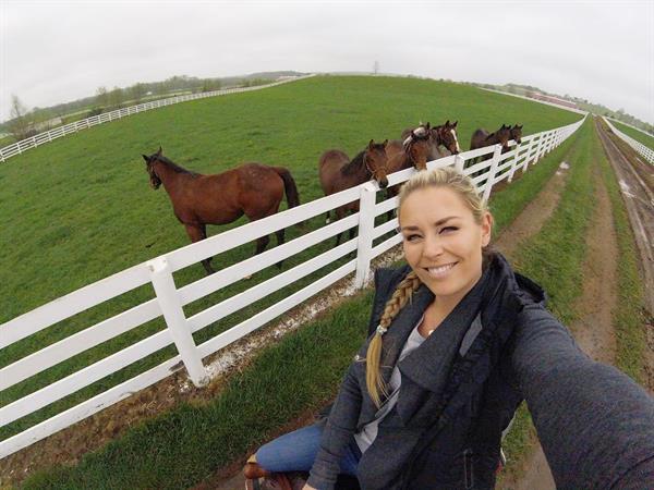 Lindsey Vonn taking a selfie