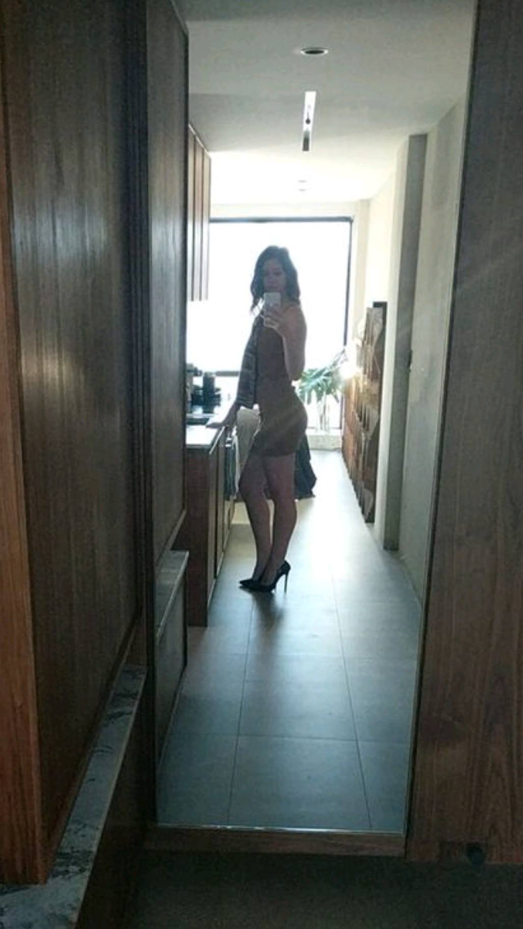 Jean Champion taking a selfie