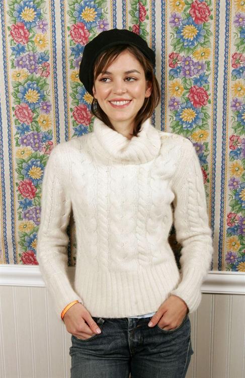 Nora Zehetner