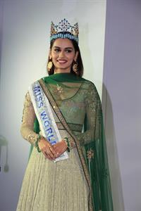 Manushi Chhillar