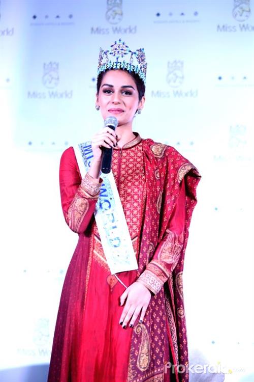 Manushi Chhillar