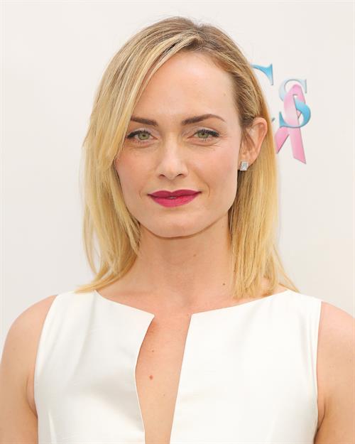 Amber Valletta
