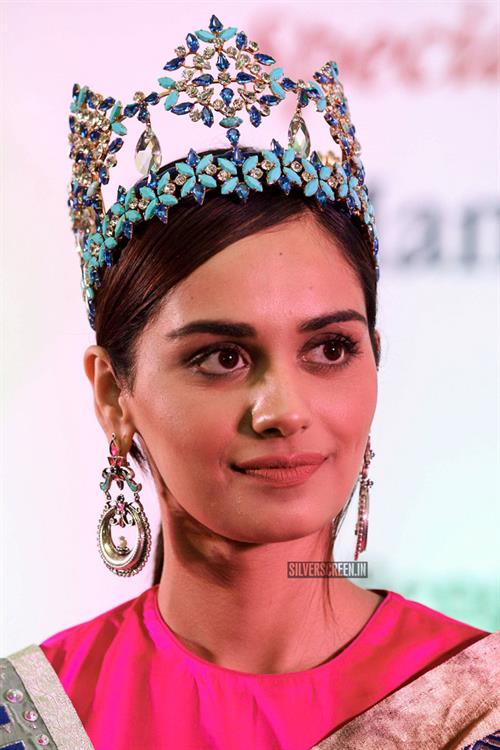 Manushi Chhillar