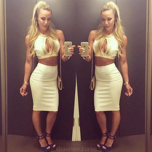 Tawna Eubanks McCoy taking a selfie