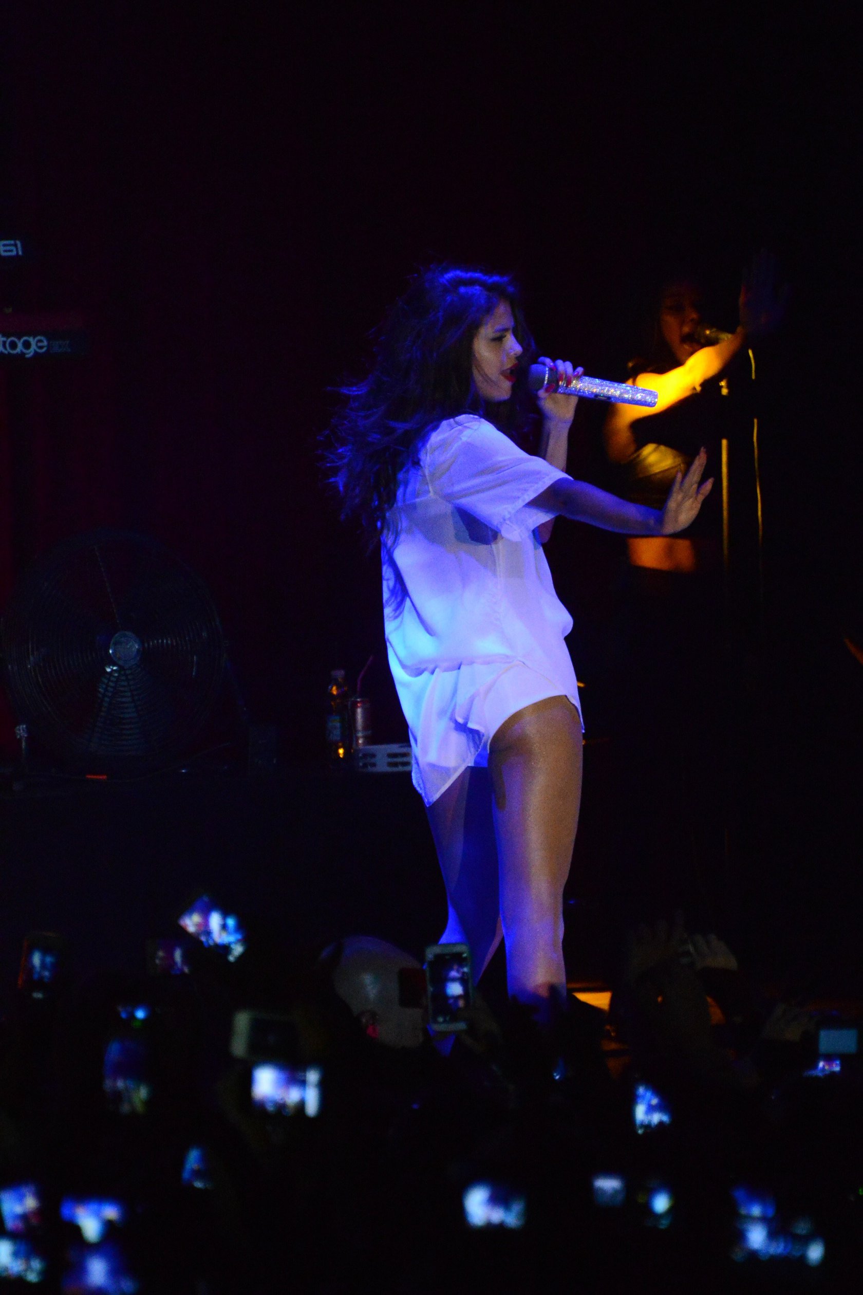 Selena Gomez –  Stars Dance  Milan performance 9/16/13  
