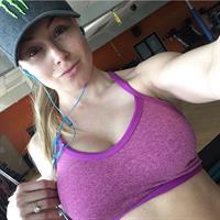 Dianna Dahlgren taking a selfie