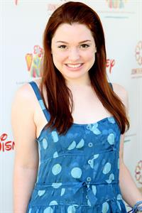 Jennifer Stone