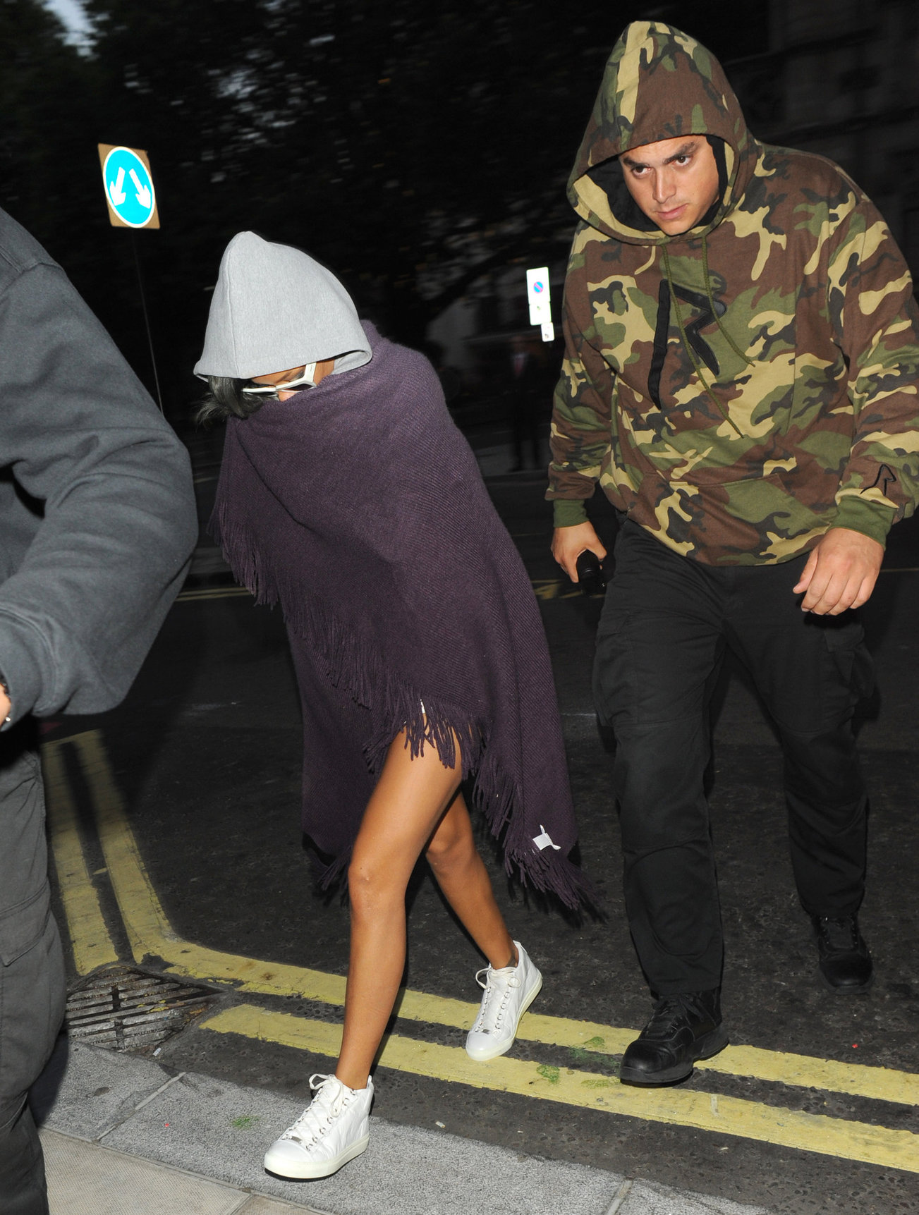 Rihanna - Covers her face while out in London (19.07.2013) 