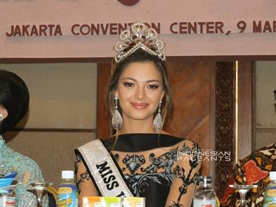 Demi-Leigh Nel-Peters