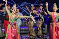 Demi-Leigh Nel-Peters