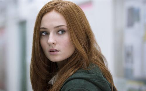 Sophie Turner (Actress)