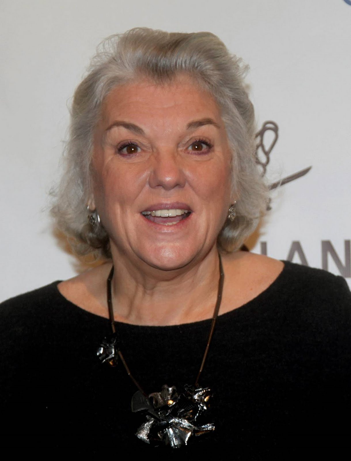 Tyne Daly judging amy