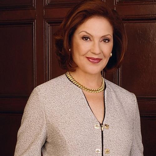 Kelly Bishop