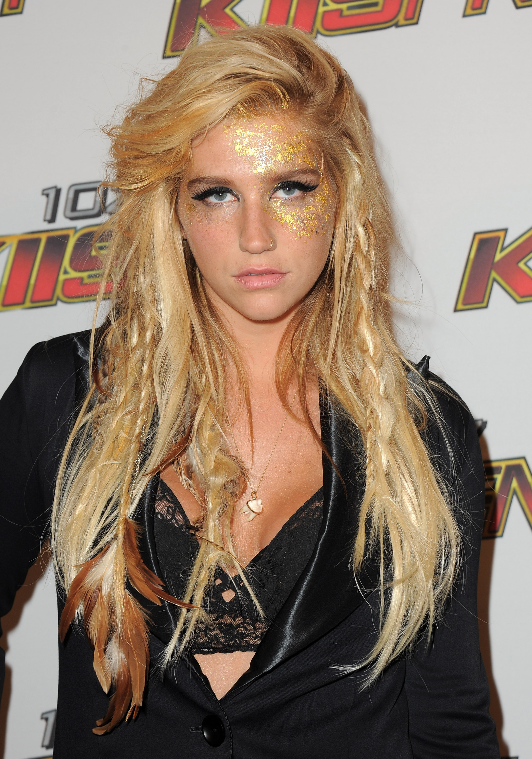 Кеша. Kesha. Кеша (певица). Кеша певица 2012. Kesha в молодости.