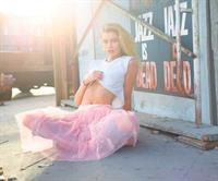 Stella Maxwell