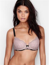 Daniela Braga in lingerie